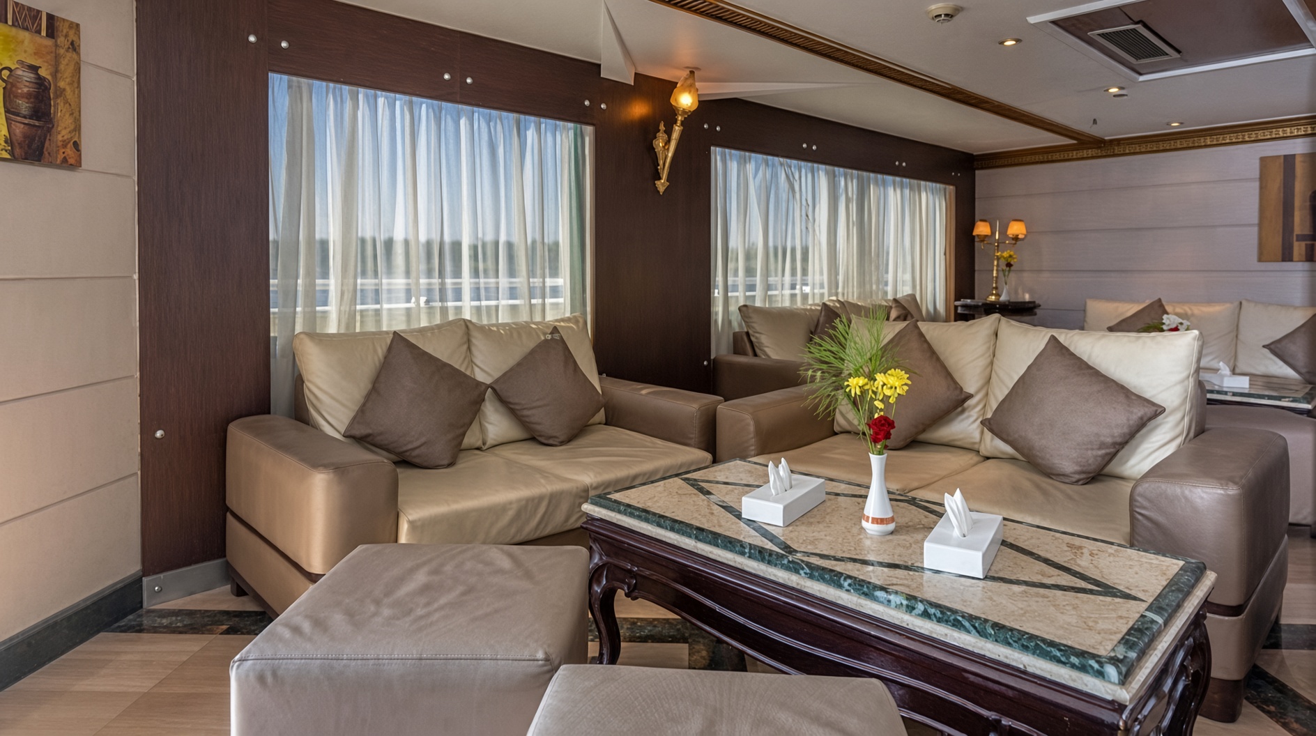 Lounge do Cruzeiro Solaris II